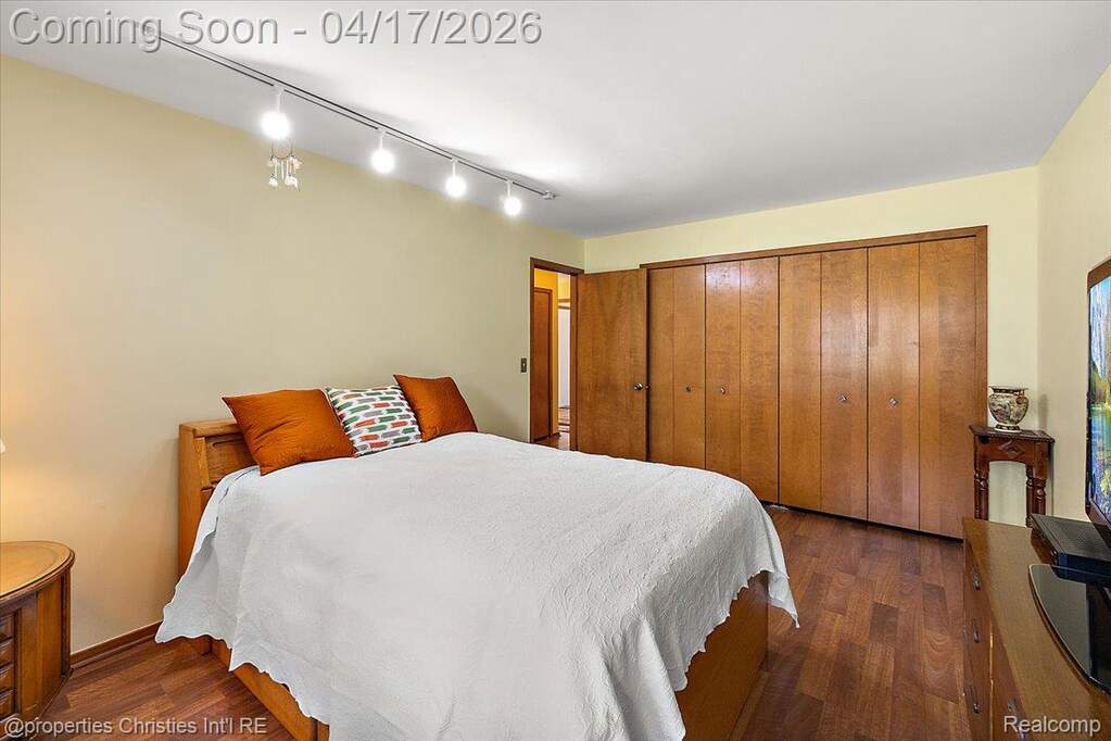 4 Bedroom Single Family Home/House's Image 43