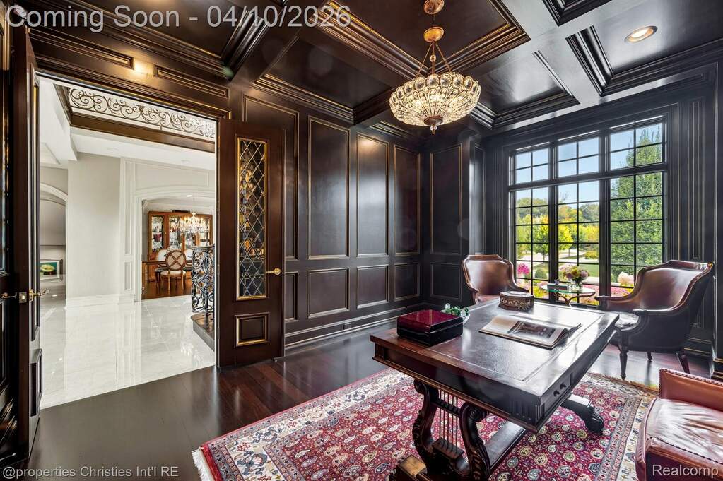 5 Bedroom Single Family Home/House's Image 20