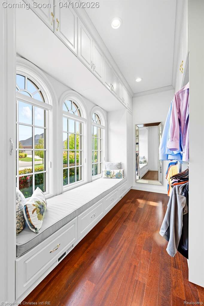 5 Bedroom Single Family Home/House's Image 31