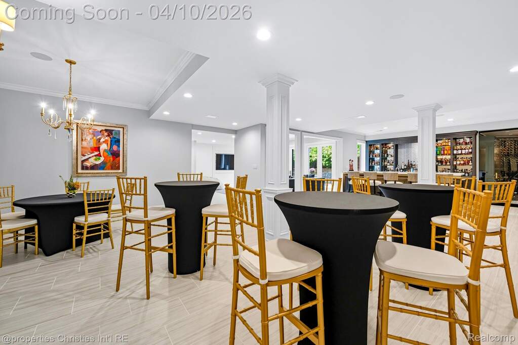 5 Bedroom Single Family Home/House's Image 56
