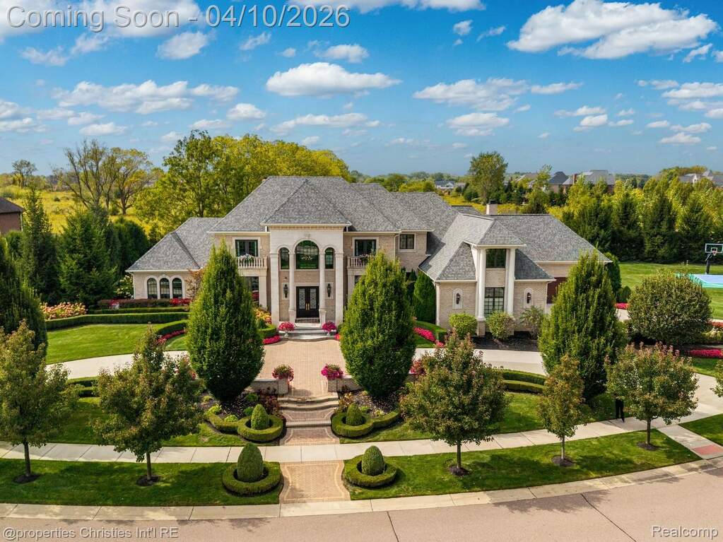 5 Bedroom Single Family Home/House's Image 80
