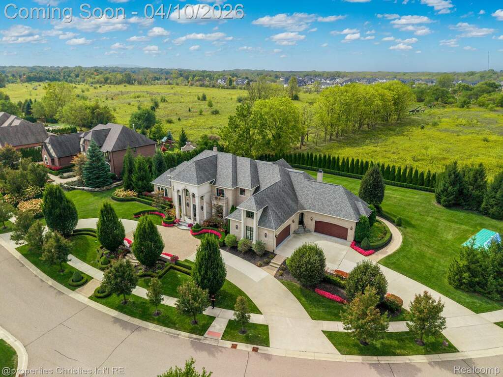 5 Bedroom Single Family Home/House's Image 81