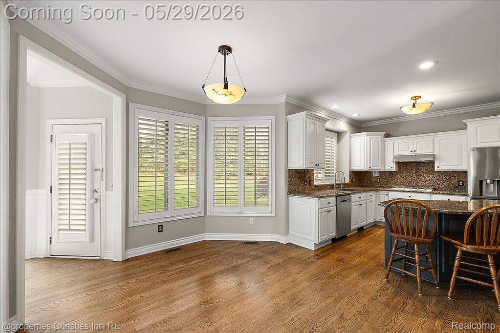4 Bedroom Single Family Home/House's Image 20