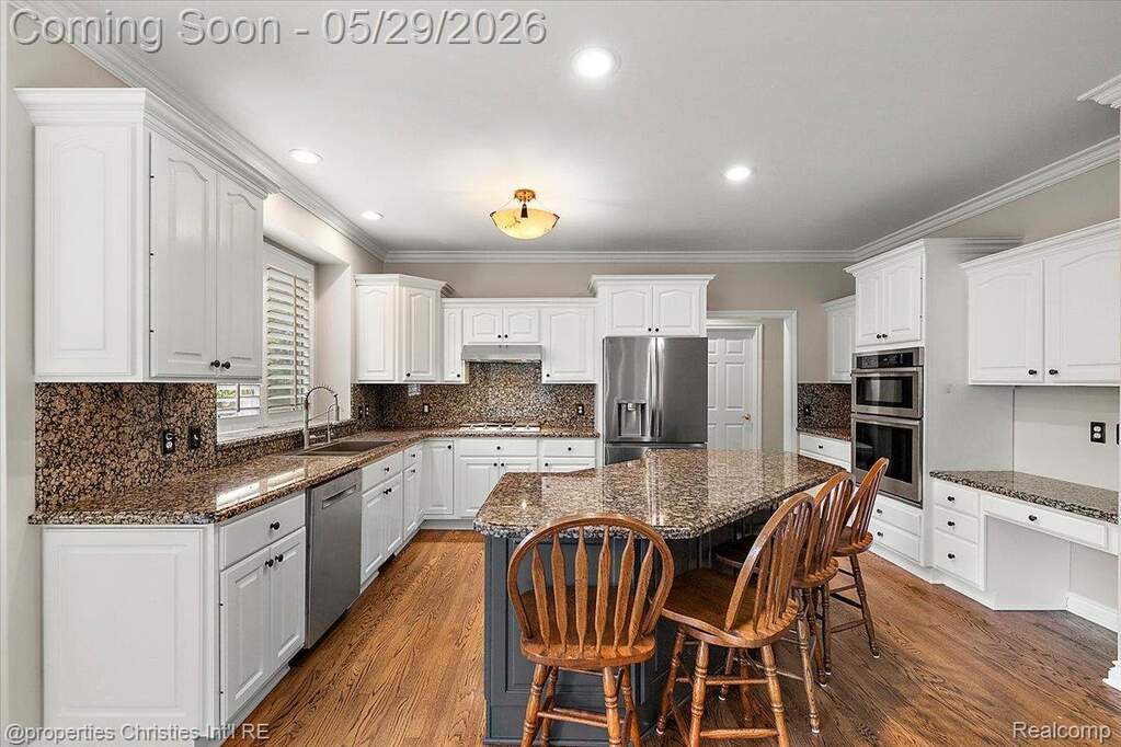 4 Bedroom Single Family Home/House's Image 23