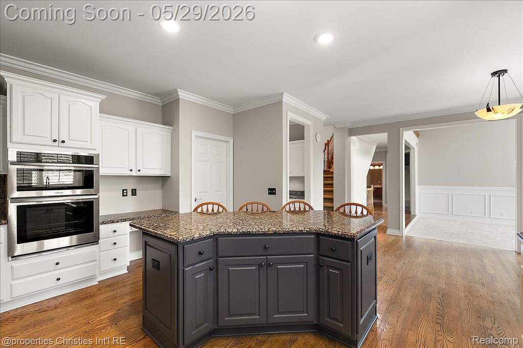 4 Bedroom Single Family Home/House's Image 25
