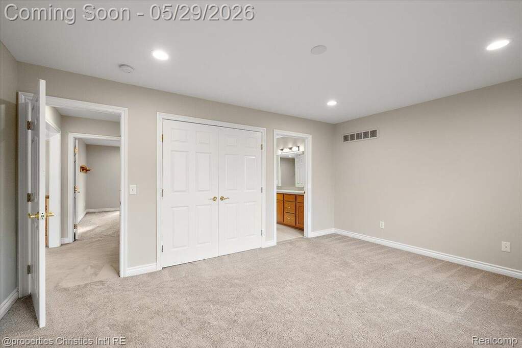 4 Bedroom Single Family Home/House's Image 45