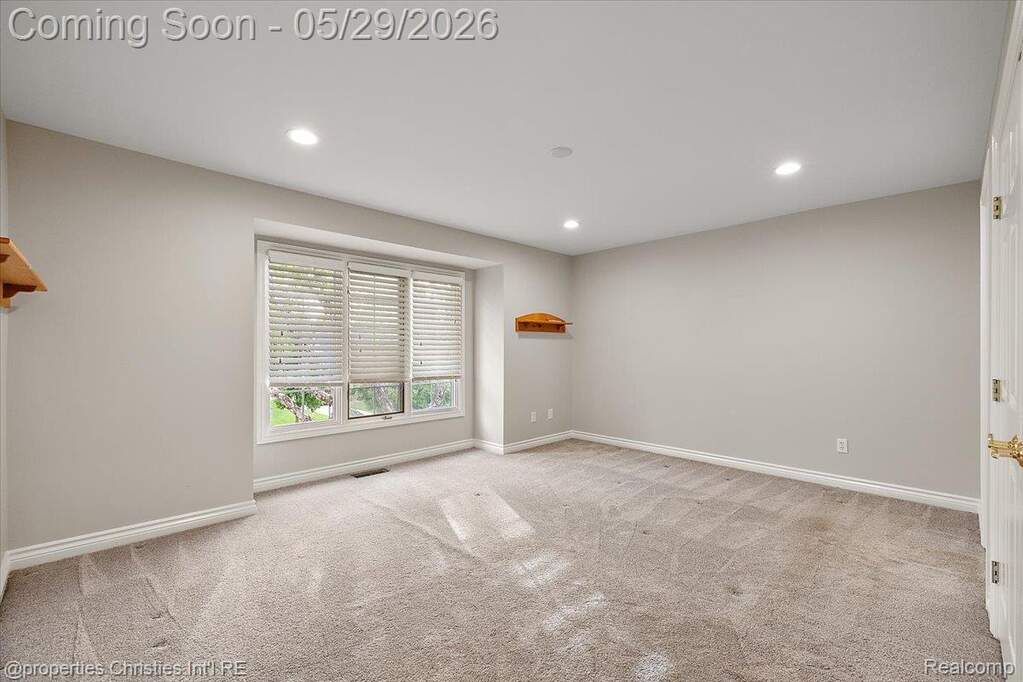 4 Bedroom Single Family Home/House's Image 50
