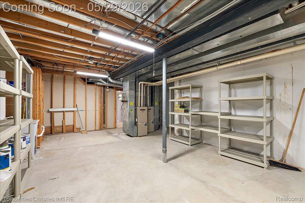 4 Bedroom Single Family Home/House's Image 64