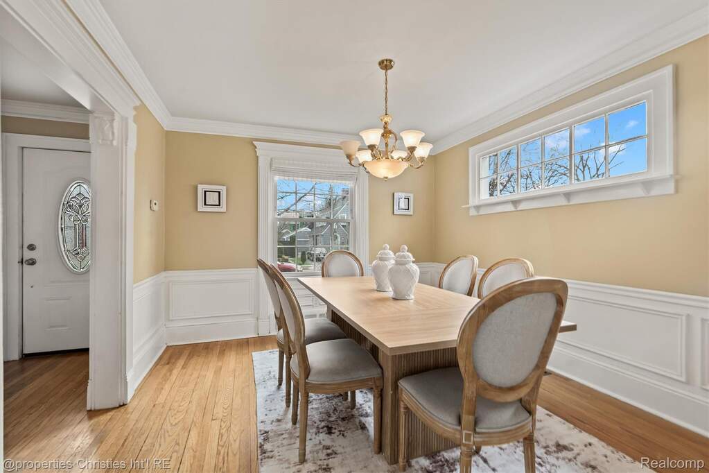 3 Bedroom Single Family Home/House's Image 10