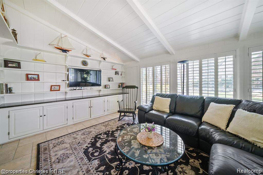 3 Bedroom Single Family Home/House's Image 13