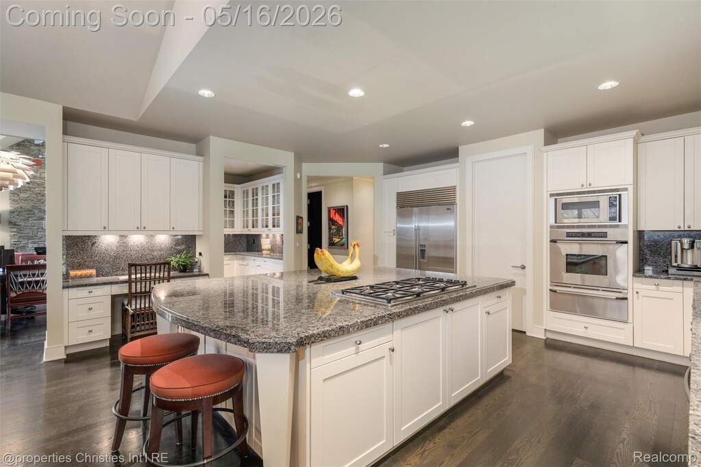 3 Bedroom Apartment/Flat's Image 11