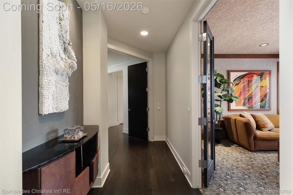 3 Bedroom Apartment/Flat's Image 18