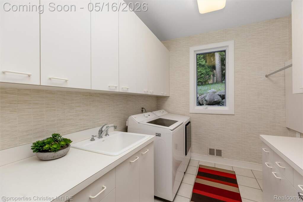 3 Bedroom Apartment/Flat's Image 30