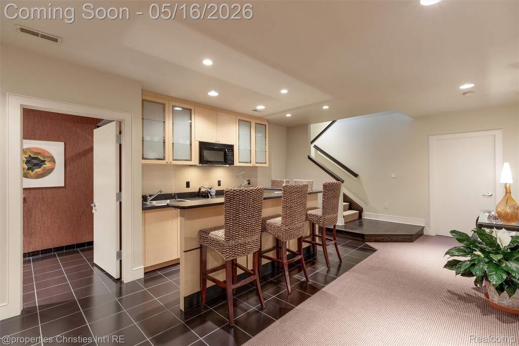 3 Bedroom Apartment/Flat's Image 41