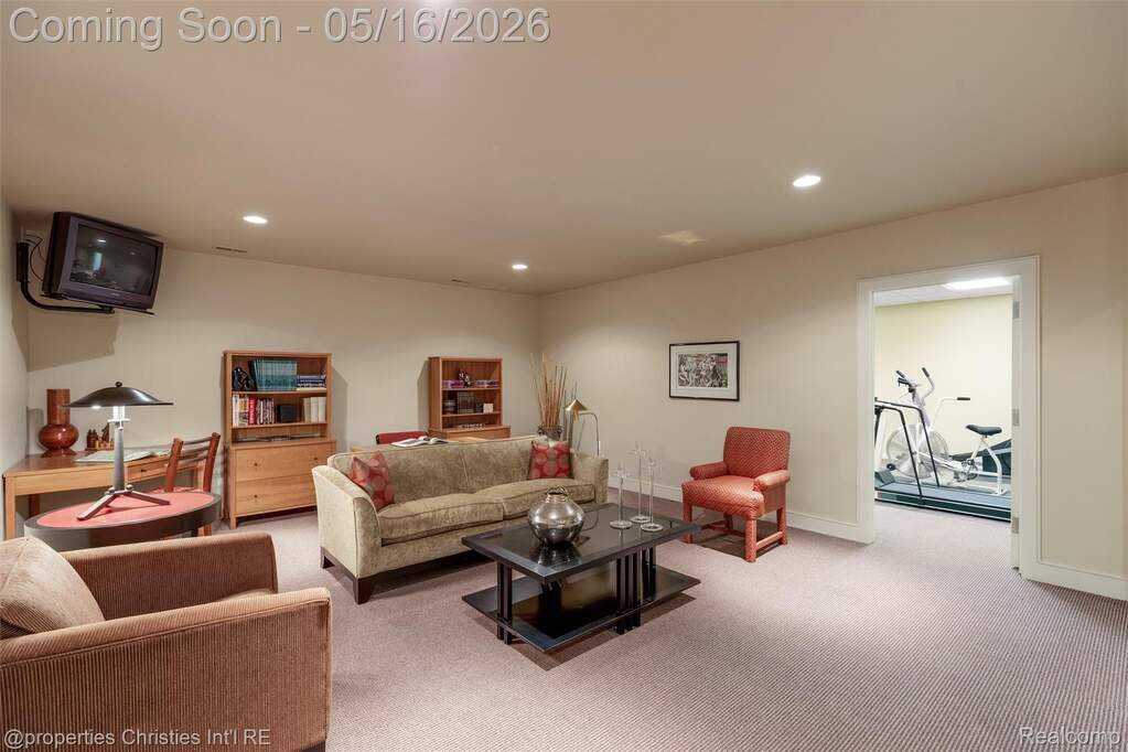 3 Bedroom Apartment/Flat's Image 43