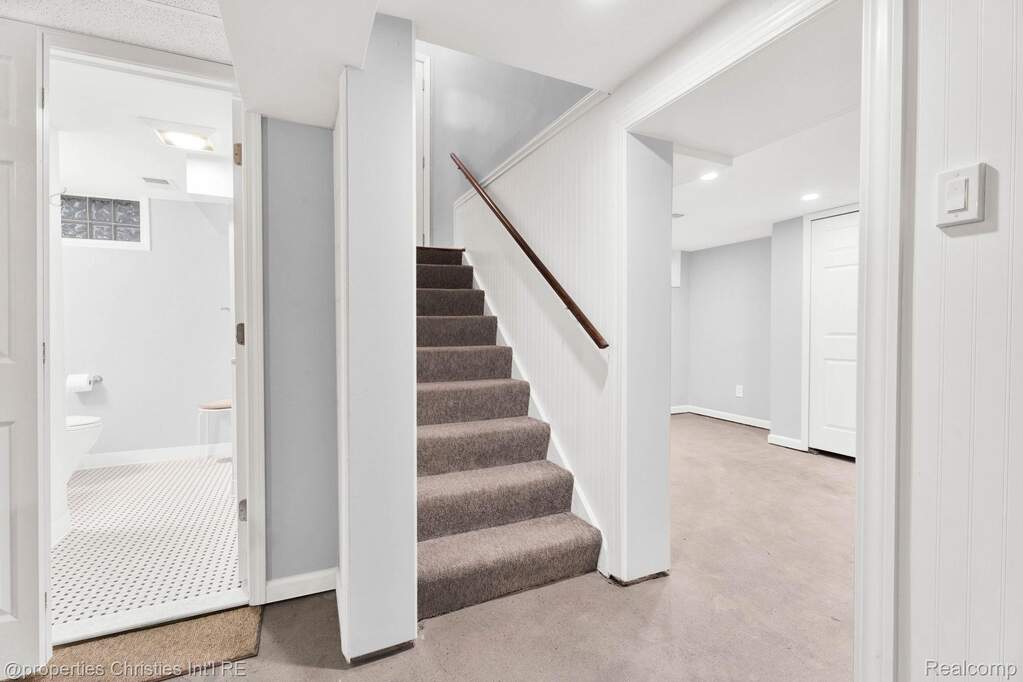 3 Bedroom Single Family Home/House's Image 14