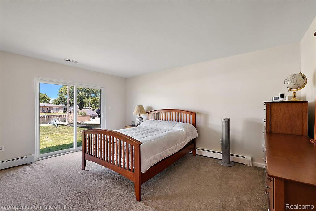3 Bedroom Single Family Home/House's Image 16
