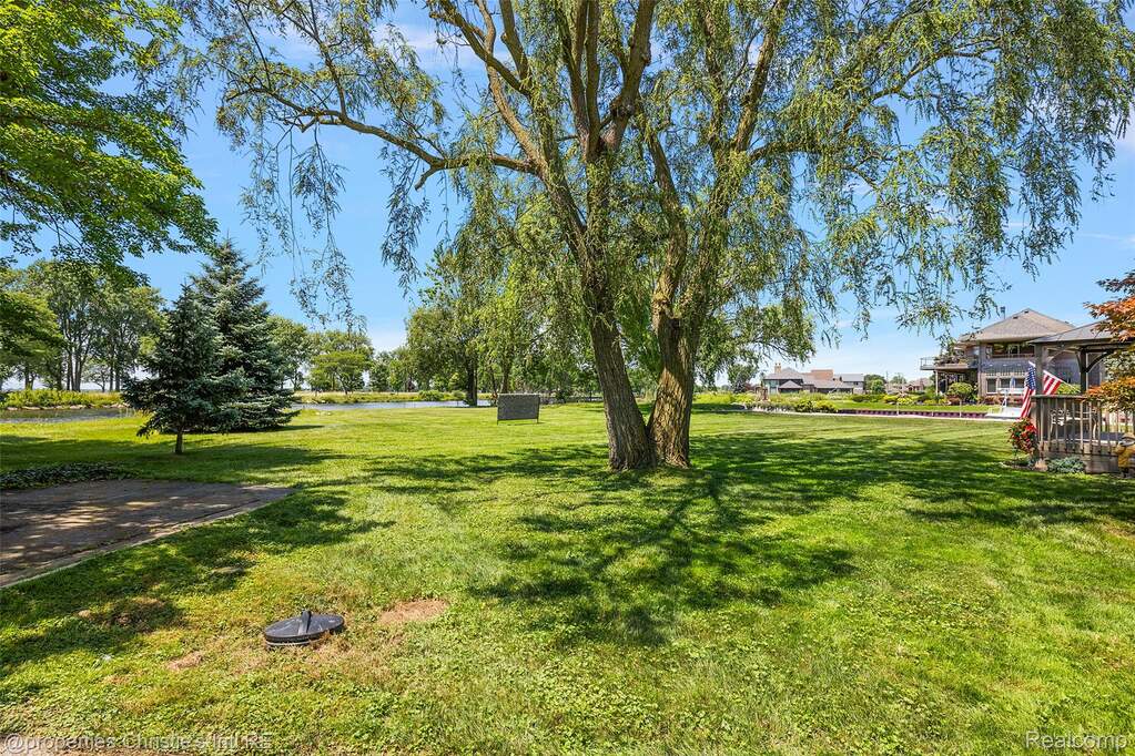 3 Bedroom Single Family Home/House's Image 27