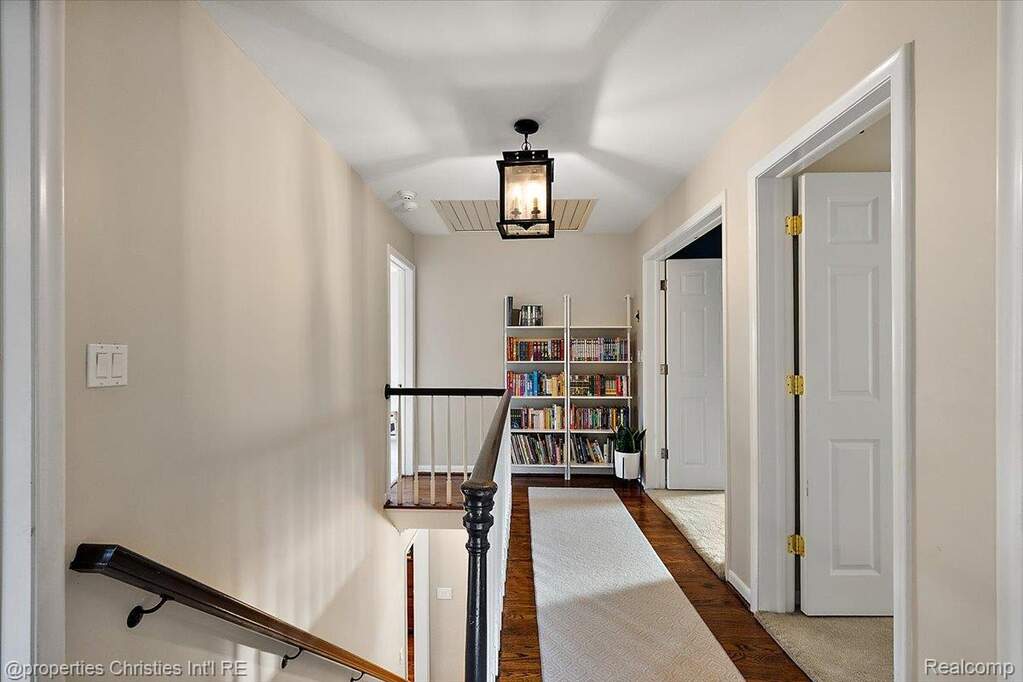 4 Bedroom Single Family Home/House's Image 26