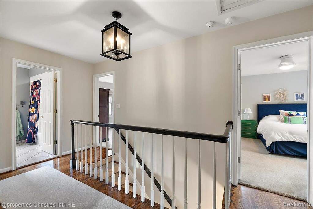 4 Bedroom Single Family Home/House's Image 27