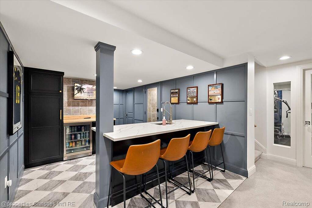 4 Bedroom Single Family Home/House's Image 48