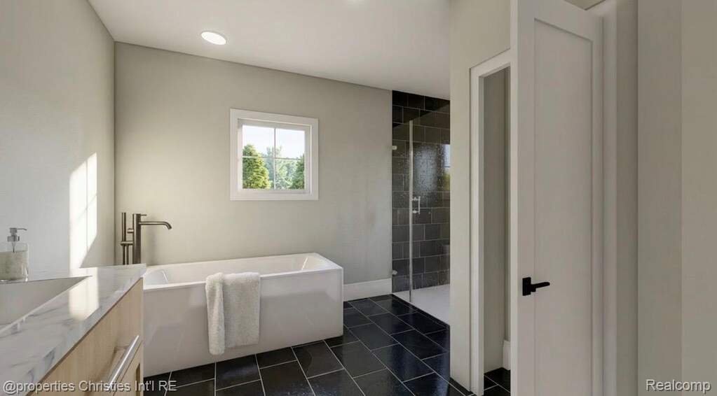 3 Bedroom Single Family Home/House's Image 12