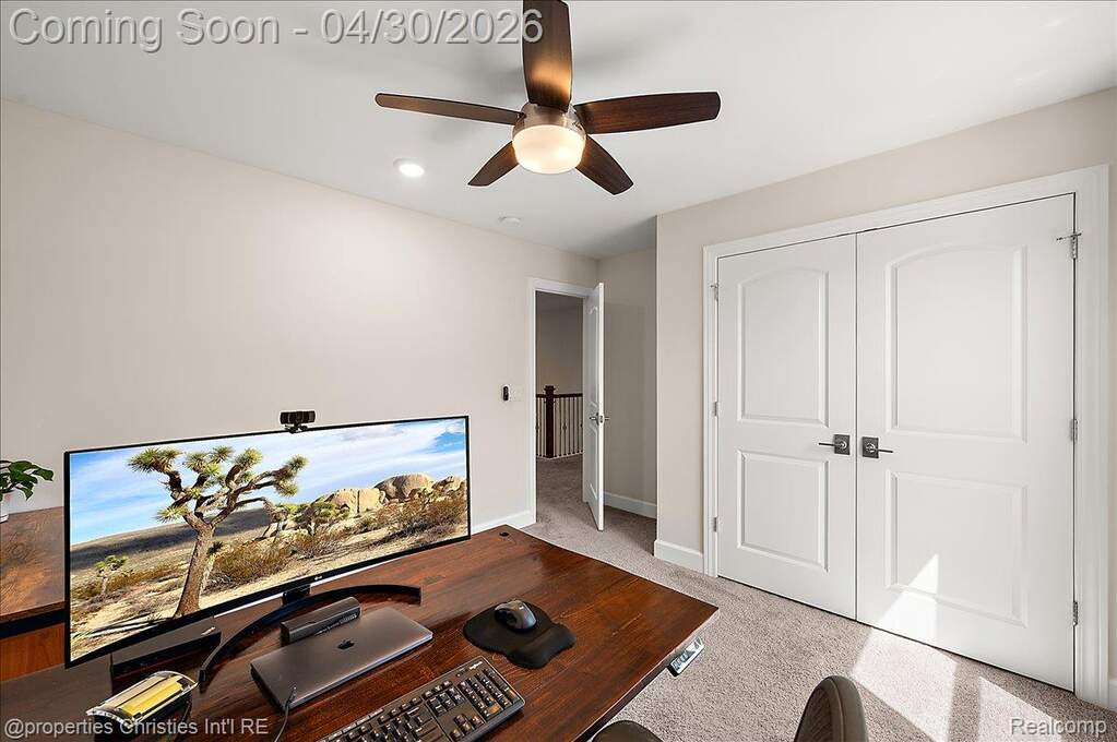 5 Bedroom Single Family Home/House's Image 41