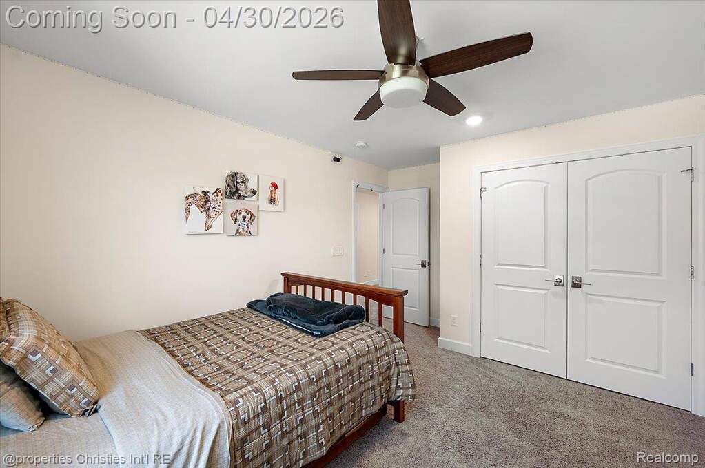 5 Bedroom Single Family Home/House's Image 48