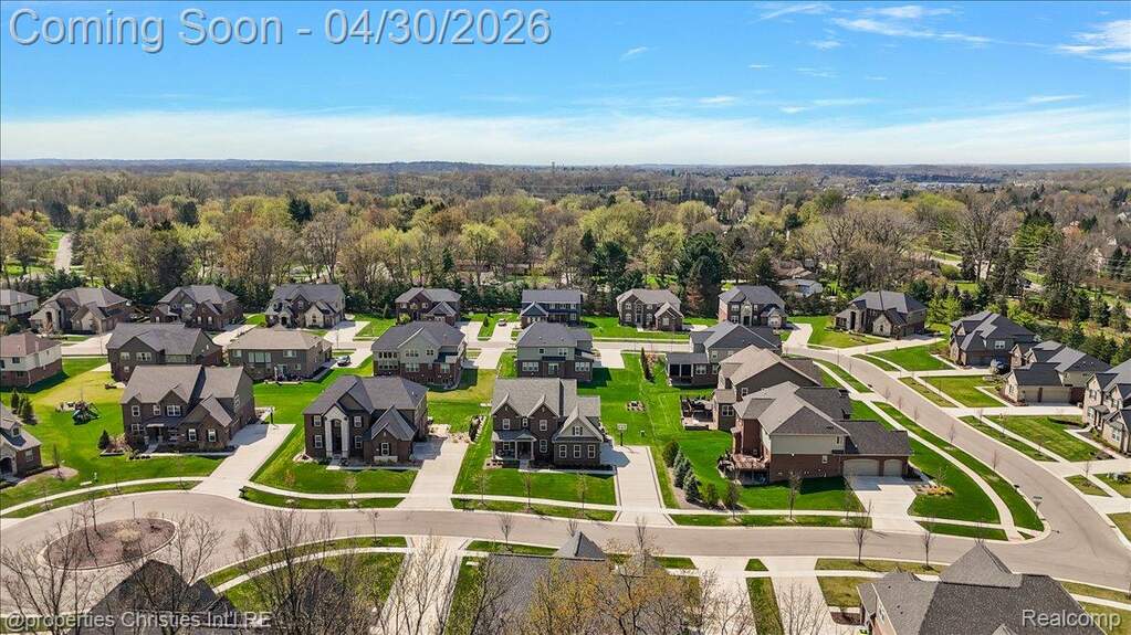 5 Bedroom Single Family Home/House's Image 60
