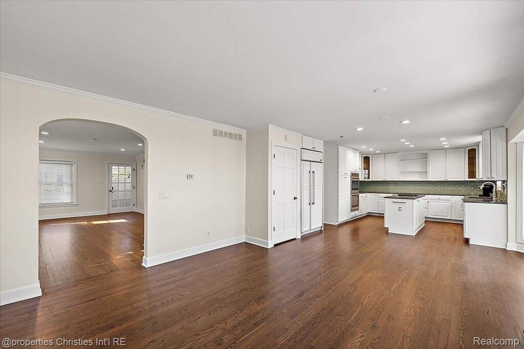 4 Bedroom Single Family Home/House's Image 19