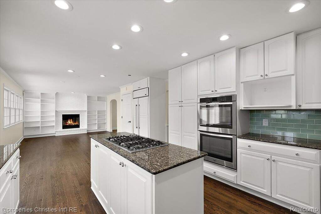 4 Bedroom Single Family Home/House's Image 26