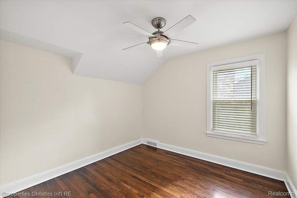 4 Bedroom Single Family Home/House's Image 46