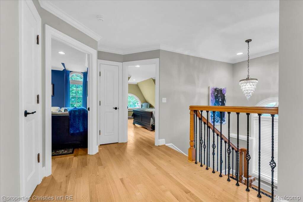 4 Bedroom Single Family Home/House's Image 17