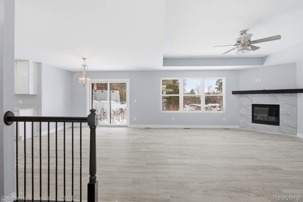 3 Bedroom Single Family Home/House's Image 7