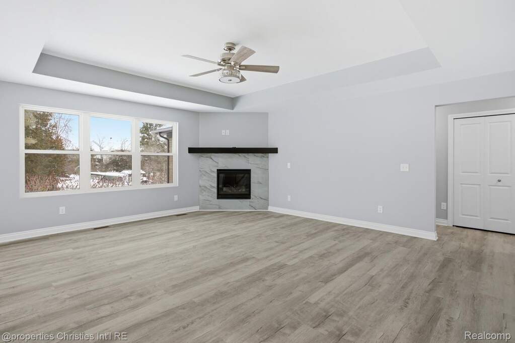 3 Bedroom Single Family Home/House's Image 8