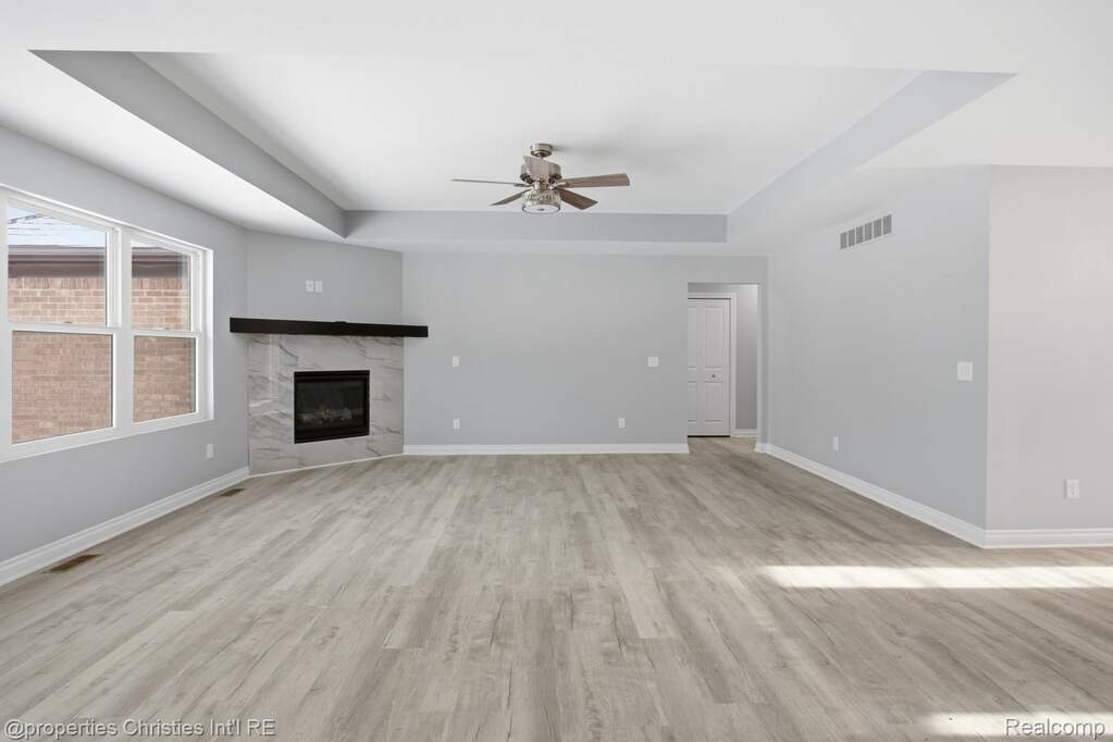 3 Bedroom Single Family Home/House's Image 13