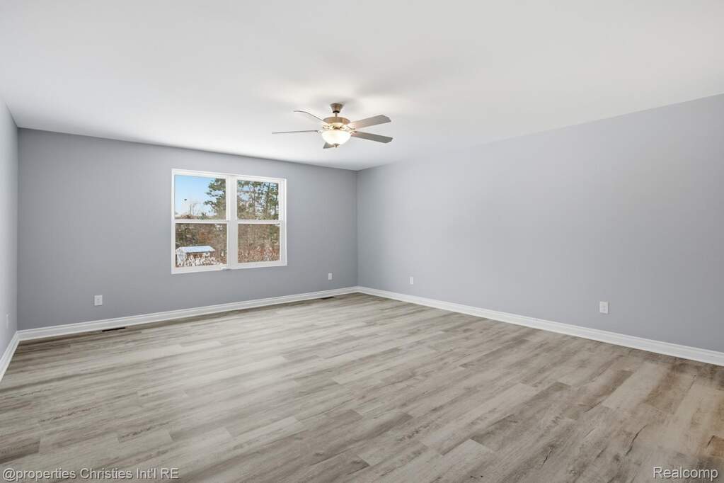 3 Bedroom Single Family Home/House's Image 21