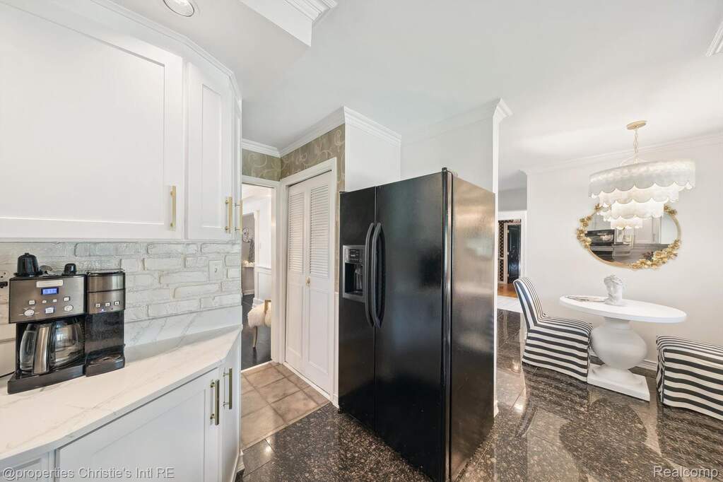 3 Bedroom Single Family Home/House's Image 15