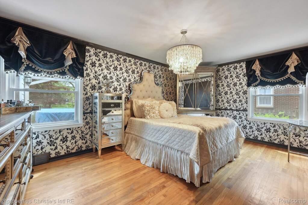 3 Bedroom Single Family Home/House's Image 28