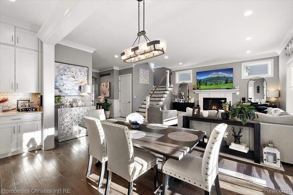 4 Bedroom Single Family Home/House's Image 14