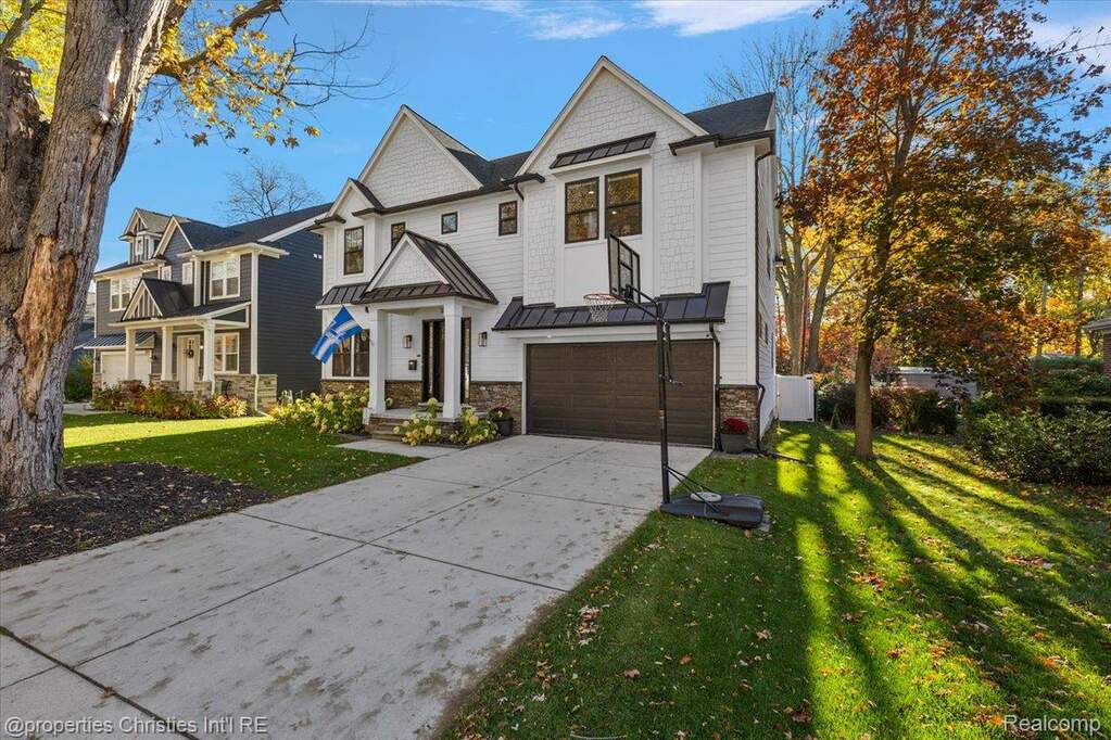 4 Bedroom Single Family Home/House's Image 68