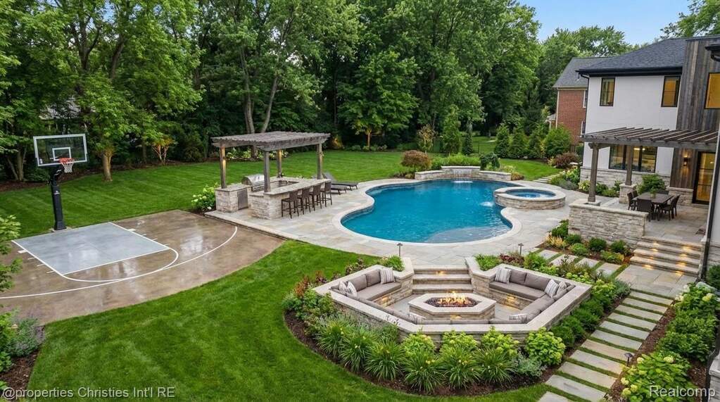 Land/Vacant Land's Image 11