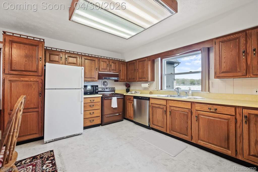 3 Bedroom Single Family Home/House's Image 17