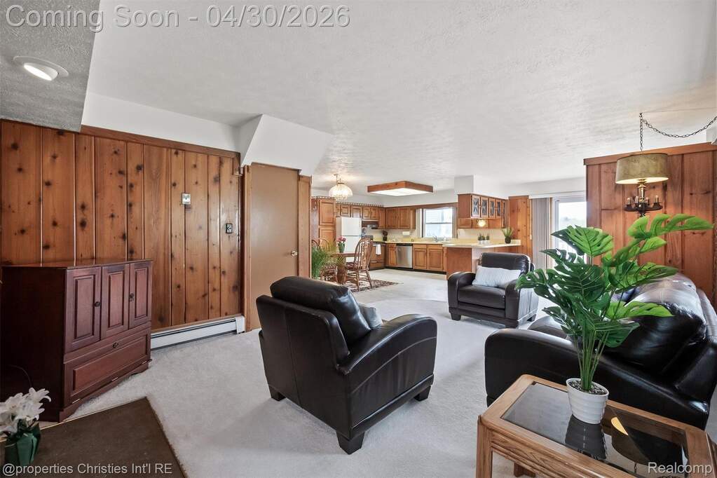 3 Bedroom Single Family Home/House's Image 28