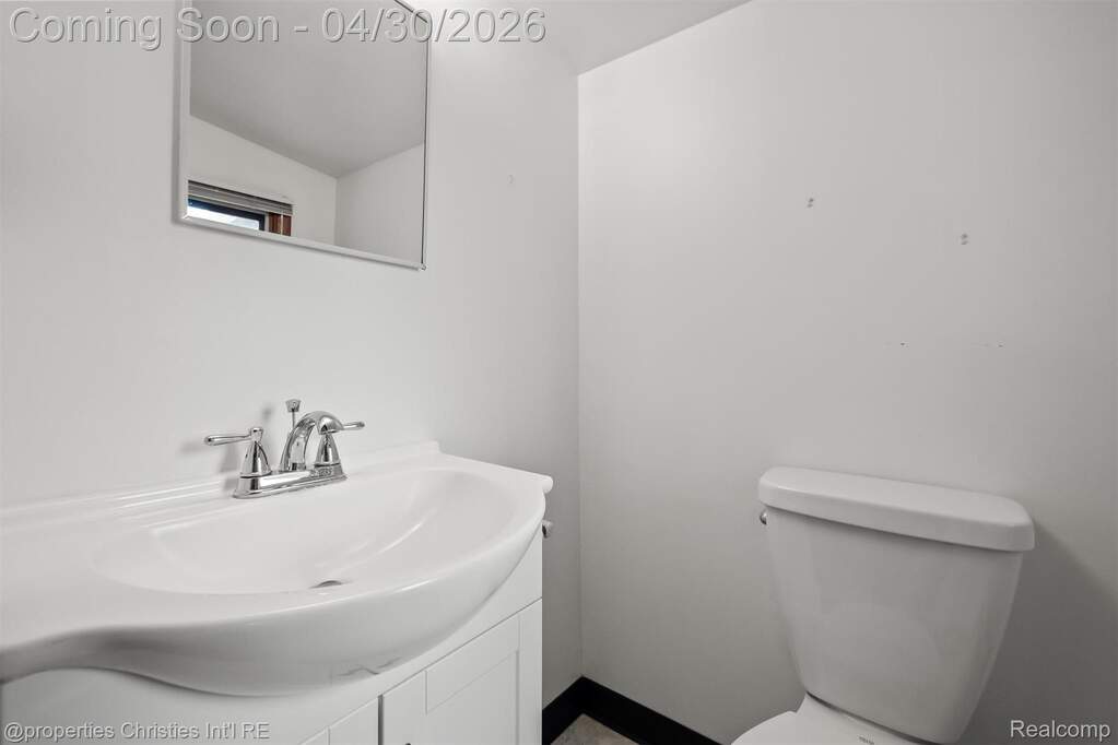 3 Bedroom Single Family Home/House's Image 47