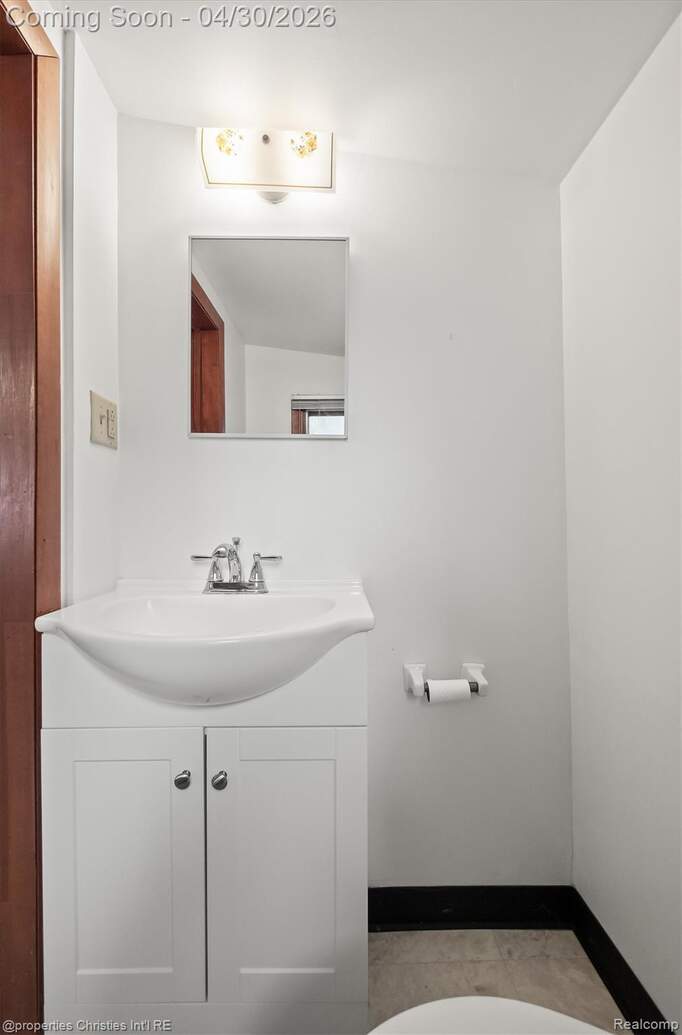 3 Bedroom Single Family Home/House's Image 48