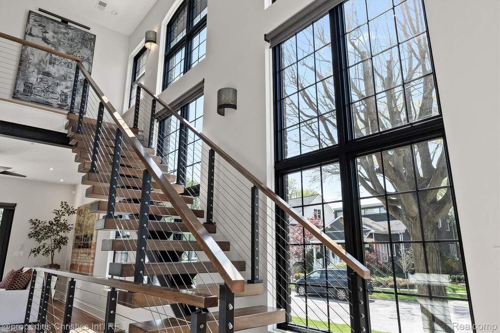 4 Bedroom Single Family Home/House's Image 21