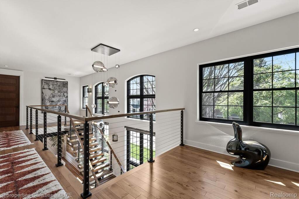 4 Bedroom Single Family Home/House's Image 24