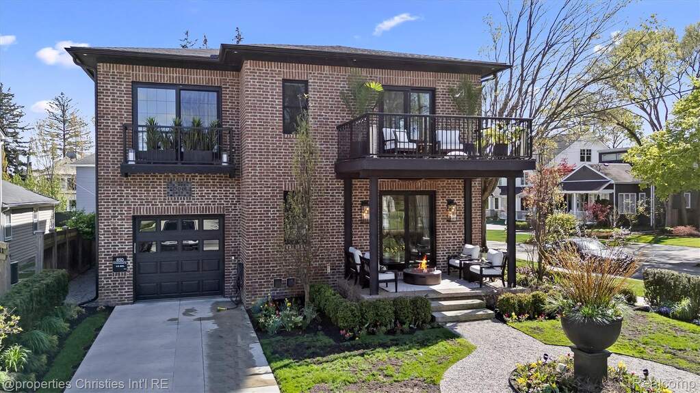 4 Bedroom Single Family Home/House's Image 48