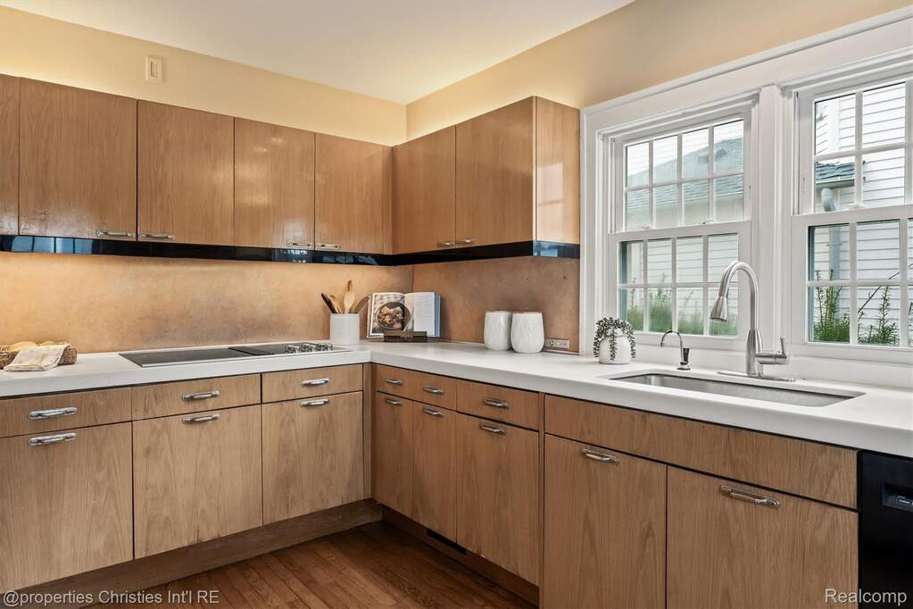 3 Bedroom Single Family Home/House's Image 15